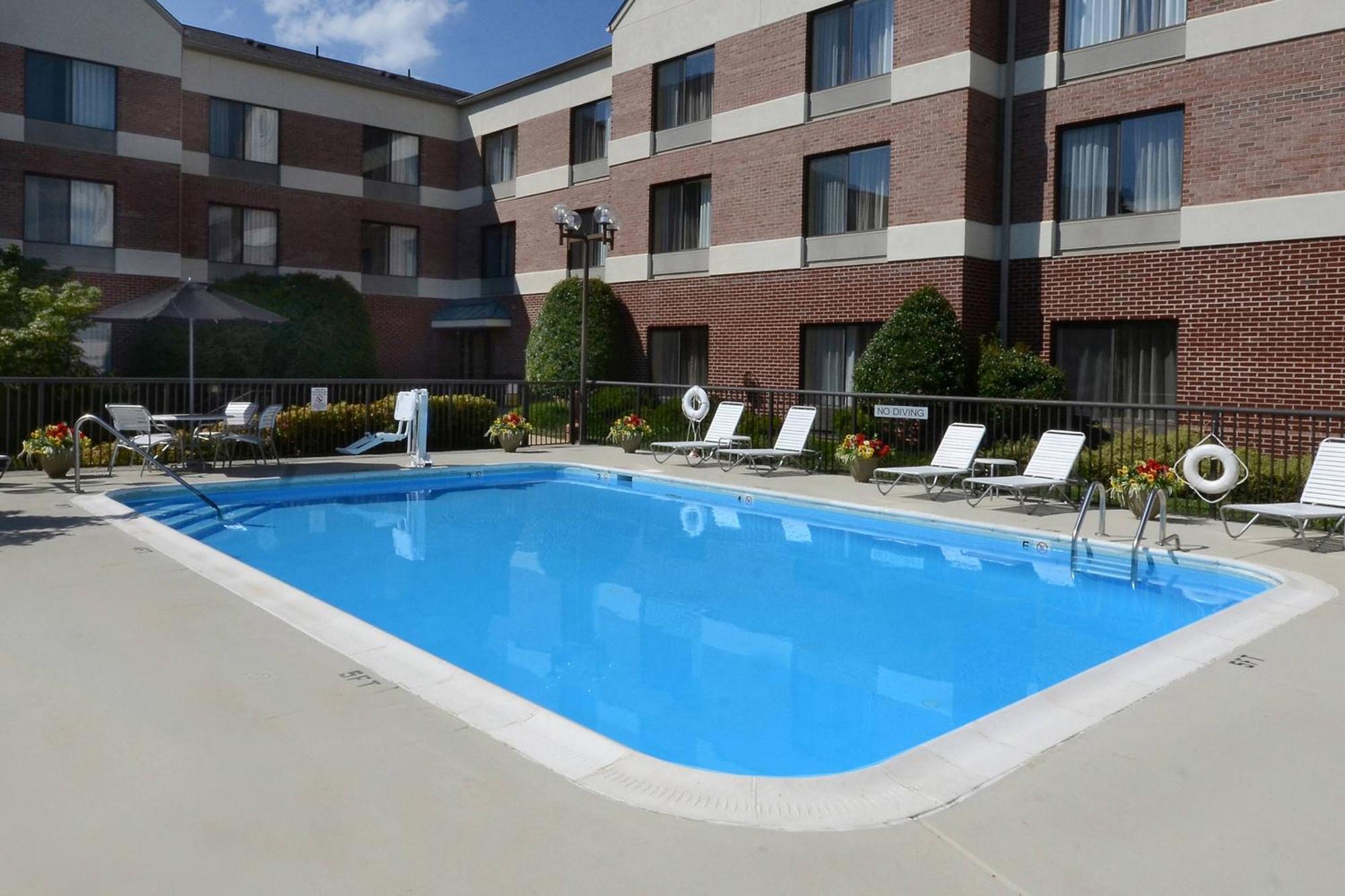 Fairfield Inn & Suites By Marriott Charlottesville North Eksteriør billede