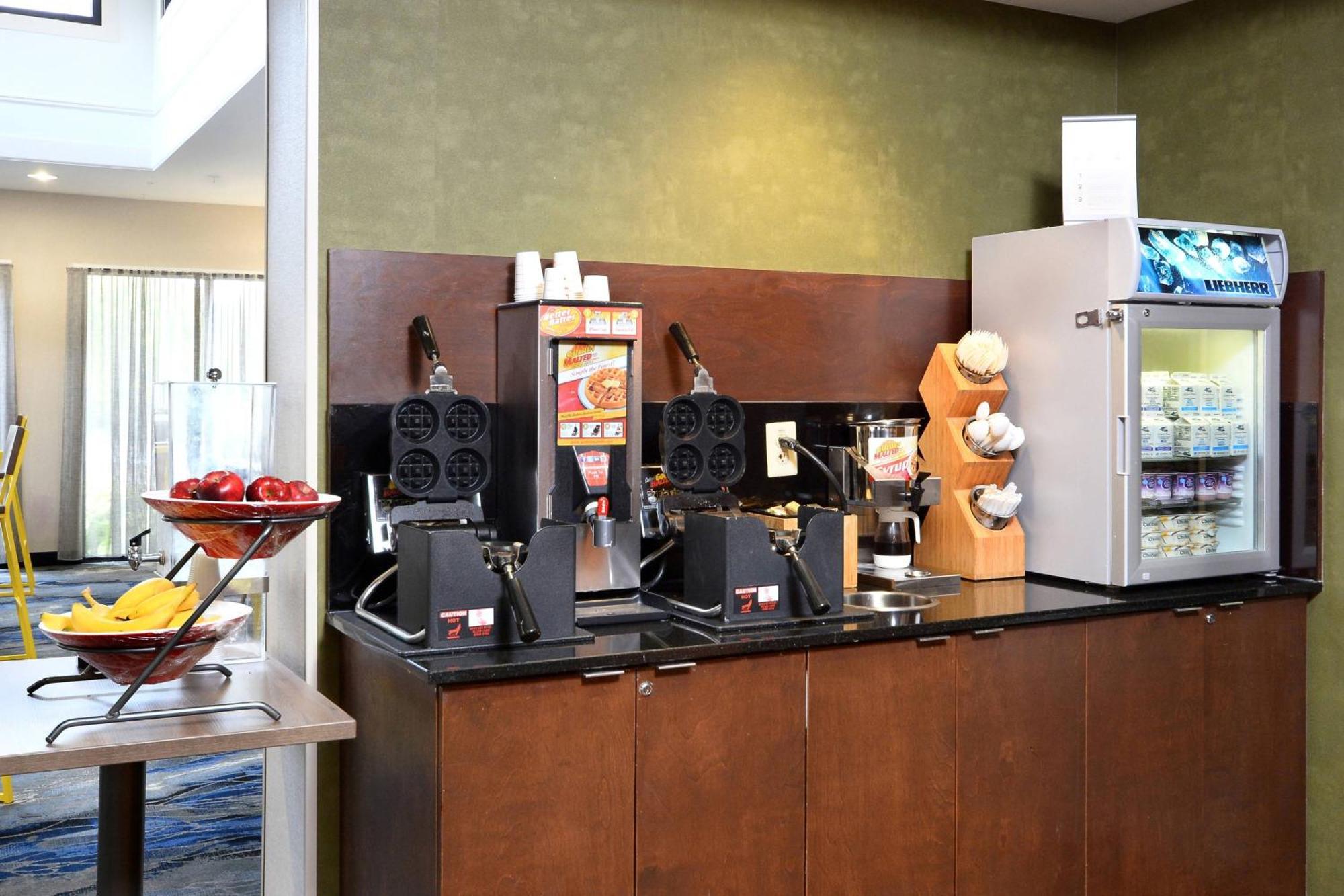 Fairfield Inn & Suites By Marriott Charlottesville North Eksteriør billede