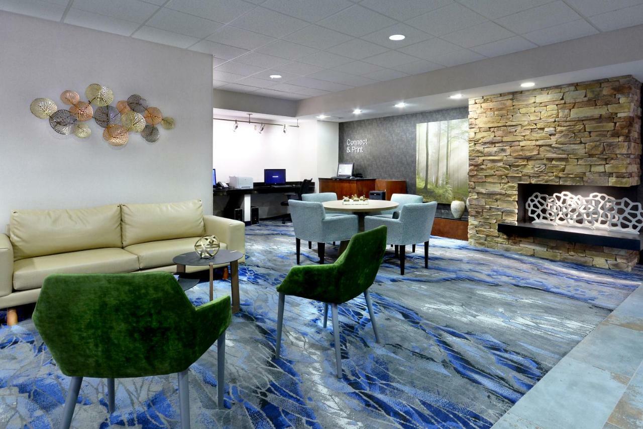 Fairfield Inn & Suites By Marriott Charlottesville North Eksteriør billede